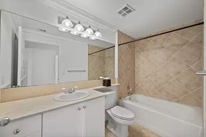 806 E Windward Way, Unit #323, Lantana, FL 33462 - Photo 17