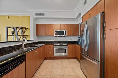 806 E Windward Way, Unit #323, Lantana, FL 33462 - Photo 7