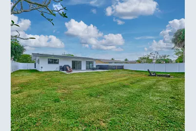 197 Sandpiper Avenue, Royal Palm Beach, FL 33411 - Photo 43