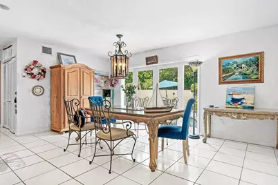 800 Lagoon Lane, Lantana, FL 33462 - Photo 9