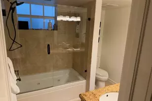 899 Barcelona Dr, Boca Raton, FL 33432 - Photo 7