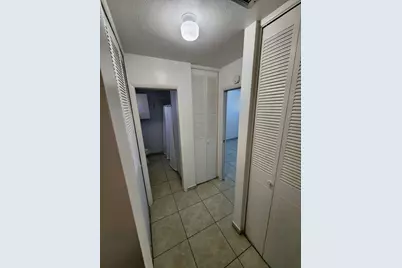 2926 Ashley Drive E, Unit #F, West Palm Beach, FL 33415 - Photo 5