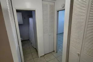 2926 Ashley Dr E, West Palm Beach, FL 33415 - Photo 5