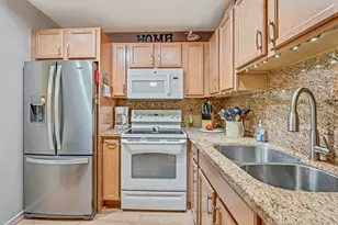 210 Main Blvd, Boynton Beach, FL 33435 - Photo 9