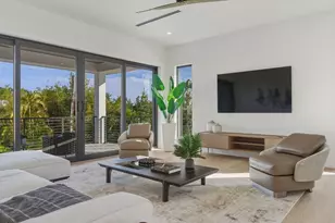 1050 NE 3rd Ave, Boca Raton, FL 33432 - Photo 51