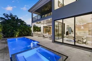 1050 NE 3rd Ave, Boca Raton, FL 33432 - Photo 19