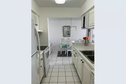 125 Shore Court, Unit #304B, North Palm Beach, FL 33408 - Photo 9