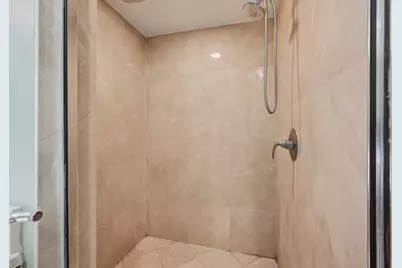 2640 Lake Shore Drive, Unit #1810, Riviera Beach, FL 33404 - Photo 21