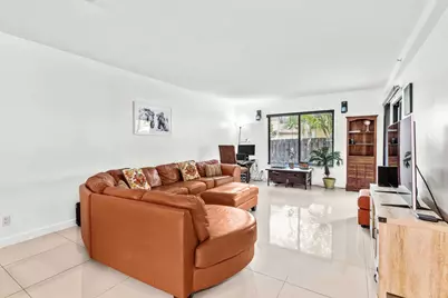 1665 Cabot Lane, Unit #A3, Wellington, FL 33414 - Photo 5