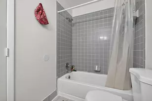 505 Sandtree Dr, Palm Beach Gardens, FL 33403 - Photo 11