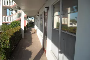 103 Greenbrier C, West Palm Beach, FL 33417 - Photo 5