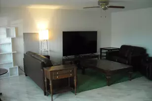 103 Greenbrier C, West Palm Beach, FL 33417 - Photo 7