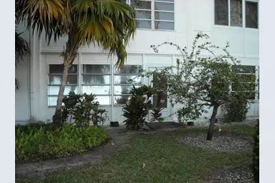 103 Greenbrier C, West Palm Beach, FL 33417 - Photo 23