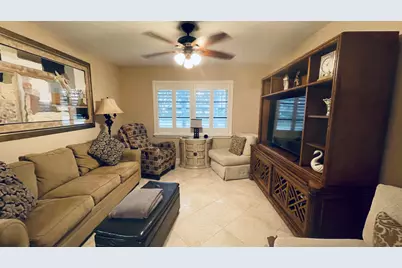 6165 Sunny Pointe Circle, Delray Beach, FL 33484 - Photo 7