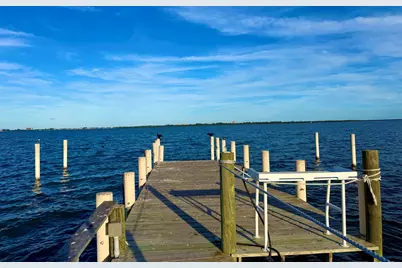 1009 S Indian River Drive, Fort Pierce, FL 34950 - Photo 5