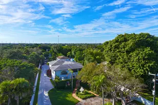 1009 S Indian River Dr, Fort Pierce, FL 34950 - Photo 51