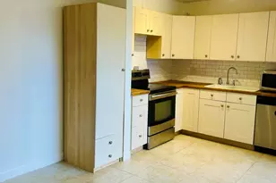 31 Lake Arbor Dr, Palm Springs, FL 33461 - Photo 7