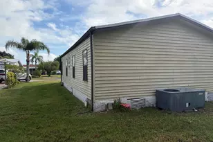 202 Travis Cay Pl, Fort Pierce, FL 34982 - Photo 3