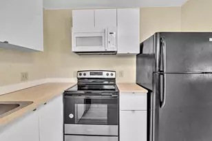 365 Flanders Unit, Delray Beach, FL 33484 - Photo 7