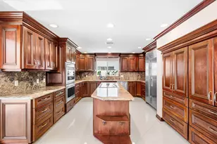 2872 NE 29th St, Fort Lauderdale, FL 33306 - Photo 15
