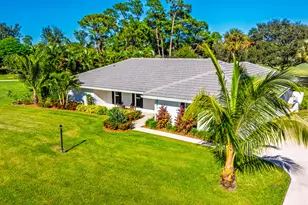 3771 SE Fairway W, Stuart, FL 34997 - Photo 3