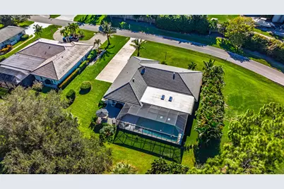 3771 SE Fairway W, Stuart, FL 34997 - Photo 7