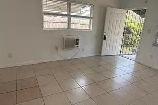 212 NW 8th Ave, Delray Beach, FL 33444 - Photo 7