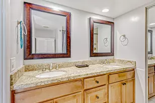 423 4th Ct, Palm Beach Gardens, FL 33410 - Photo 23