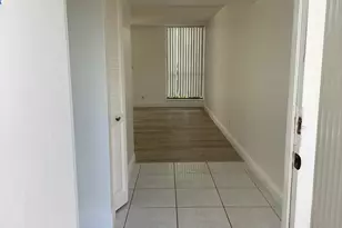 2308 Bridgewood Dr, Boca Raton, FL 33434 - Photo 5