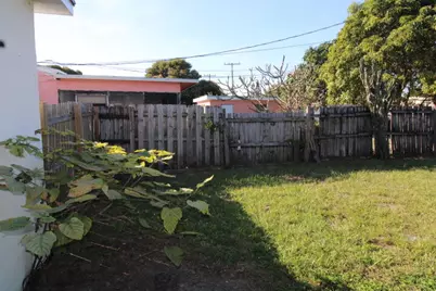 346 W 15th Street, Riviera Beach, FL 33404 - Photo 23