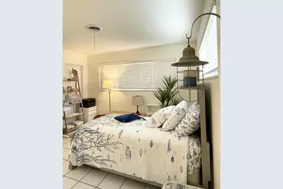 266 NE Wavecrest Way, Boca Raton, FL 33432 - Photo 15