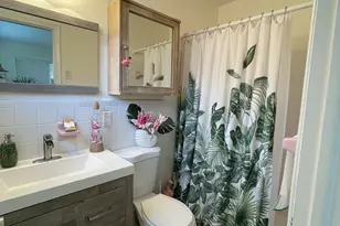 266 NE Wavecrest Way, Boca Raton, FL 33432 - Photo 17