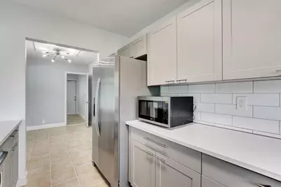 208 NW 1st Street, Boynton Beach, FL 33435 - Photo 9