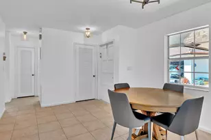 313 NW 42nd St, Boca Raton, FL 33431 - Photo 5