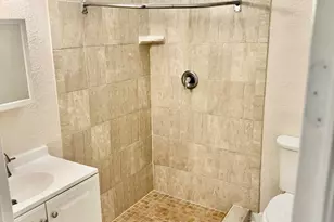 1040 17th St, West Palm Beach, FL 33407 - Photo 9