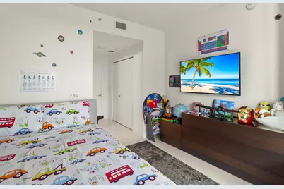 300 Sunny Isles Boulevard, Unit #4-501, Sunny Isles Beach, FL 33160 - Photo 25