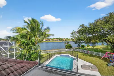 7745 Springfield Lake Drive, Lake Worth, FL 33467 - Photo 41