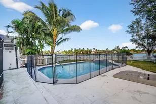 7745 Springfield Lake Dr, Lake Worth, FL 33467 - Photo 25