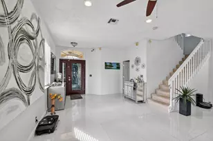 7745 Springfield Lake Dr, Lake Worth, FL 33467 - Photo 9