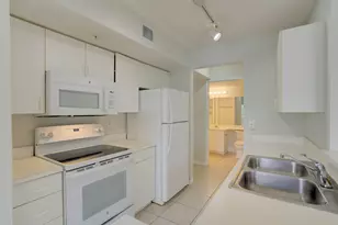 266 Village Blvd, Tequesta, FL 33469 - Photo 19