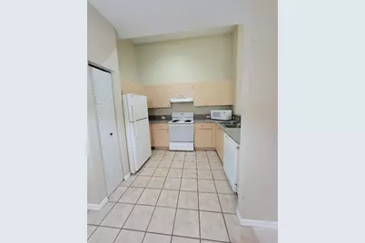 220 Crestwood Circle, Unit #102, Royal Palm Beach, FL 33411 - Photo 3