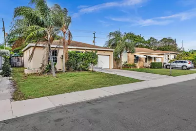 811 N B Street, Lake Worth Beach, FL 33460 - Photo 3