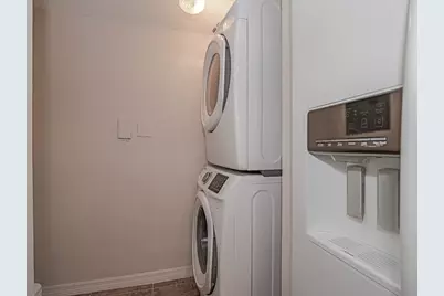 1640 N 42nd Circle, Unit #105, Vero Beach, FL 32967 - Photo 9