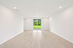 5461 Hampton Park Cir, Vero Beach, FL 32966 - Photo 5