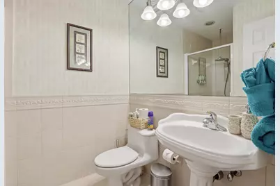 1905 Meadow Court, Palm Springs, FL 33406 - Photo 31