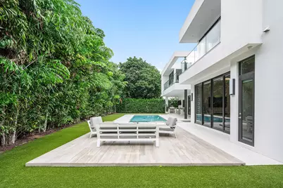 2391 Areca Palm Road, Boca Raton, FL 33432 - Photo 35