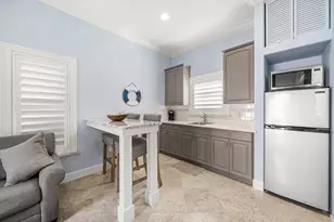 906 Dolphin Dr, Jupiter, FL 33458 - Photo 41