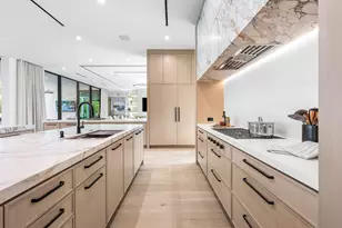 481 Thatch Palm Dr, Boca Raton, FL 33432 - Photo 17