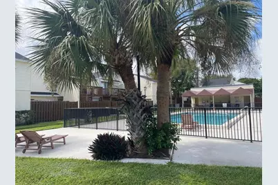 645 Executive Center Drive, Unit #R-207, West Palm Beach, FL 33401 - Photo 23