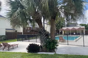 645 Executive Center Dr, West Palm Beach, FL 33401 - Photo 23